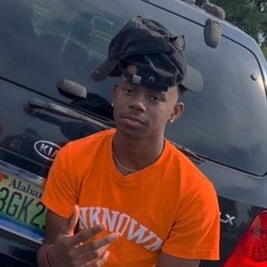 Meet your Posher, Elijah